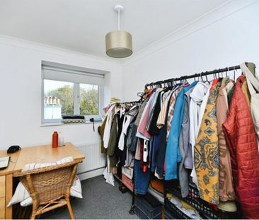 2 Bed Flat, Clyde Rd, BN1 - Photo 1