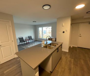 For Lease - 801 Glenroy Gilbert Drive Unit# 16, Barrhaven, Ontario - Photo 3