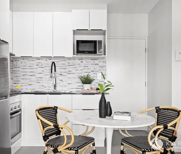 Modern One Bedroom Apartment in Prime Location - Photo 5