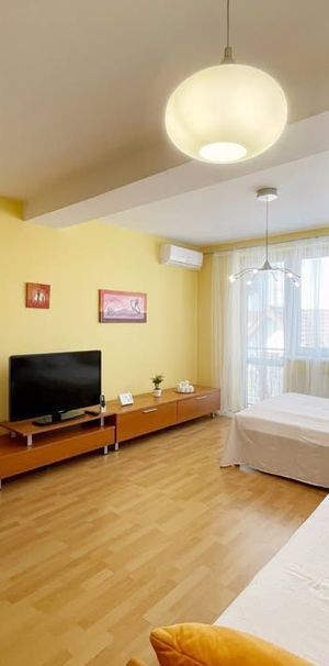 1i Byt vo Vajnoroch 36m2 s Garážovým státím, Pivnicou – Fotografia 1