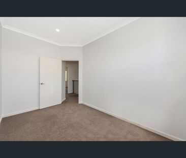 2/48 Morfitt Street, Mandurah, WA 6210 - Photo 1