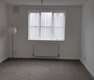 Buckingham Road - Photo 1