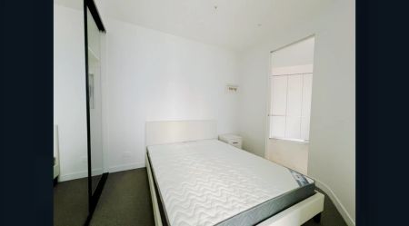 1 Bedroom*5712 - Photo 5