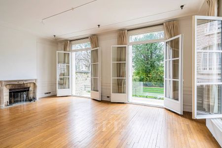 Location hôtel particulier, Neuilly-sur-Seine, 8 pièces, 268.86 m², ref 85956064 - Photo 2
