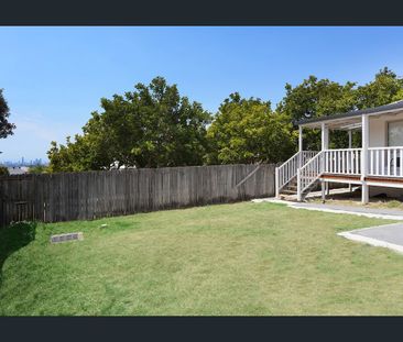 2/83 Kincaid Drive, Highland Park, Qld 4211 - Photo 1