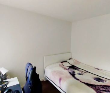 2 Bed, 1 Bath - Photo 6