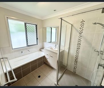 Large Family Home in Brightwater - Photo 5