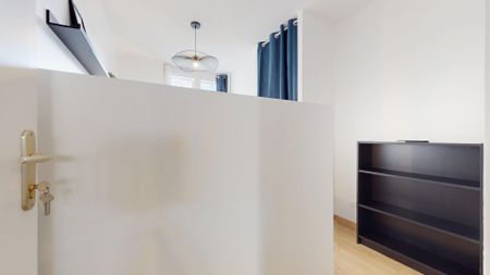 Désire Claude F Colocation 3 chambres à Saint Etienne - Photo 4