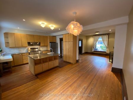 Detached Home For Lease | E8120562 - Photo 2