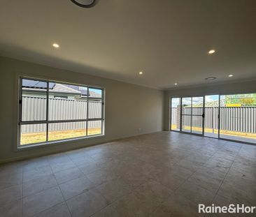 Fresh Modern Home in a Beautiful Location! - Photo 3