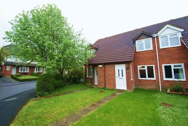 2 bedroom terraced house to rent - Photo 1
