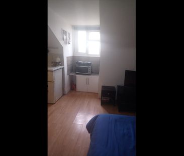 Bedsit, Greenhill Road, HA1 - Photo 6