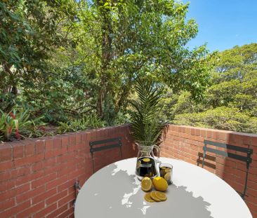 Contemporary Chic With Parkside Poise - Photo 5