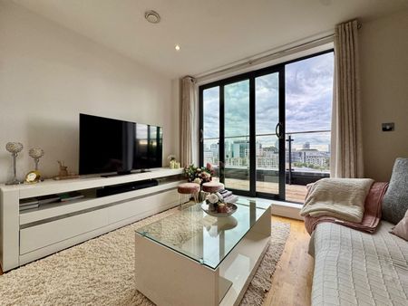 1 Bed Flat, Cityview Point, E14 - Photo 3