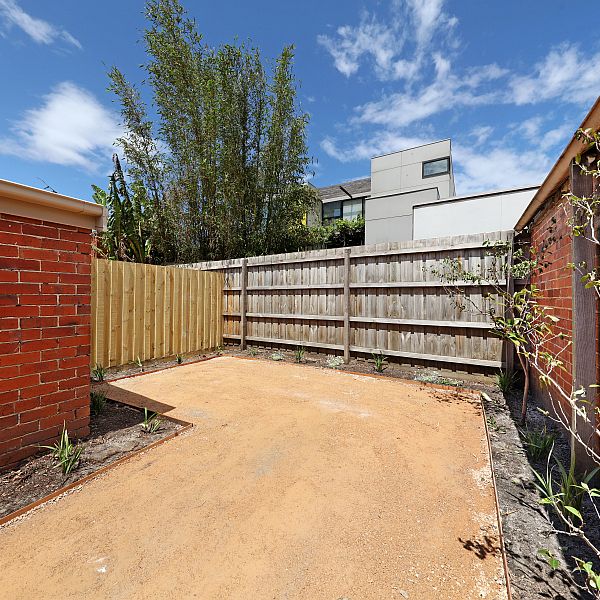 27 Harvey Street, Prahran VIC 3181 - House For Rent | Domain - Photo 1