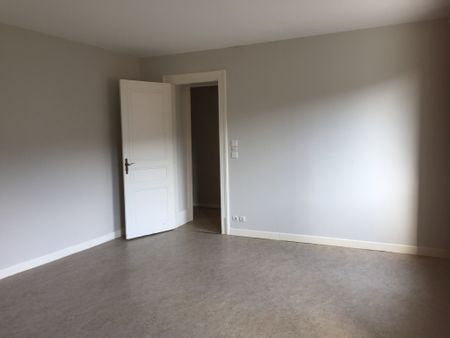 Location Appartement 4 pièces 86m² VESCEMONT 90200 - Photo 3