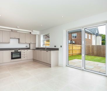 4 bedroom house to rent Southdown Place, Ardingly, Haywards Heath, ... - Photo 6