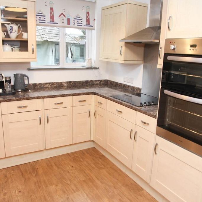 2 bedroom bungalow to rent - Photo 1