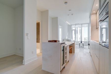 For Lease - 11 Yorkville Avenue Unit# 2906, Toronto, Ontario - Photo 4