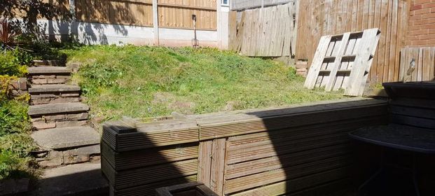 3 bedroom semi-detached house to rent - Photo 1