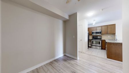 For Lease - 18 Harding Boulevard Unit# 912, Richmond Hill, Ontario - Photo 3