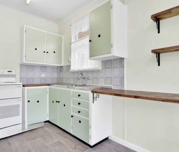 Neat & Tidy 3-Bedroom Home in Great Location - Photo 5