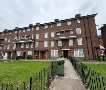 4 Bed Maisonette, Rogers Road, E16 - Photo 4