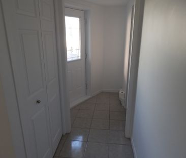 Logement 4 1/2 Demi Sous-sol Triplex - Photo 3