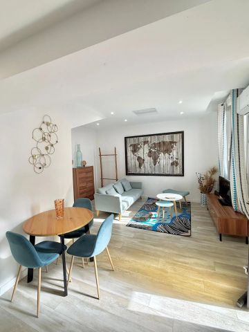 Location Appartement 3 pièces 45m² NIMES 30900 - Photo 3