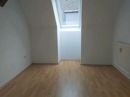 NEU - Günstige 2-Zimmer-Dachgeschosswohnung mit Küchenblock in Krieglach im Mürztal zu mieten ! - Photo 3