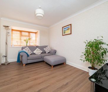 4 bedroom detached house to rent - Photo 1