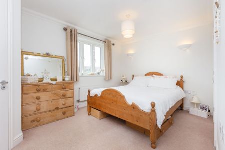 13, Springfield Drive - Photo 4