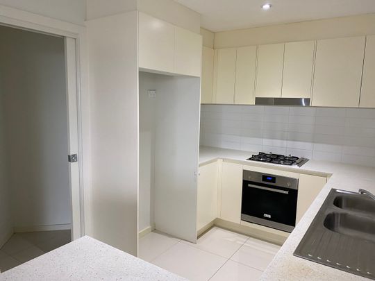 21/12-20 Tyler Street, CAMPBELLTOWN NSW 2560 - Photo 1