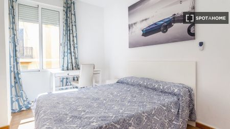 valencia, Valencian Community 46008 - Photo 3