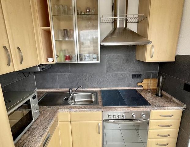 NEU renoviertes Appartement mit Balkon und EBK - Photo 1