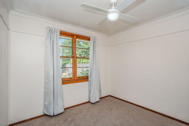 69 Stradbroke Street, Deakin ACT 2600 - House For Rent | Domain - Photo 1