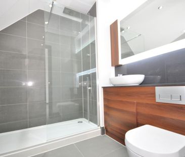 2 bedroom flat to rent - Photo 6