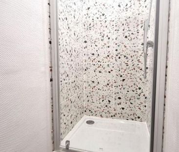 Location Appartement 6 pièces Meublé 9m² HEROUVILLE ST CLAIR 14200 - Photo 5