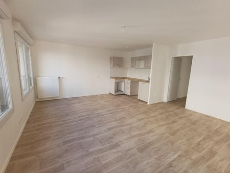 location Appartement T3 DE 65.2m² À BOBIGNY - Photo 3