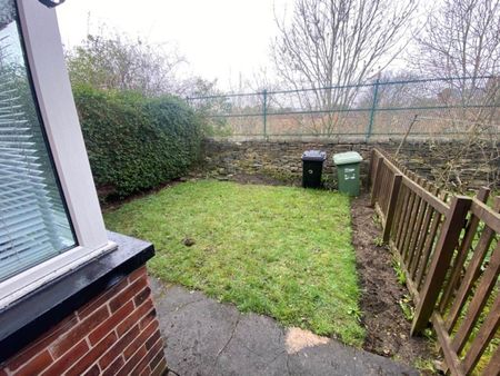 Conference Road, Armley, Leeds - Photo 5