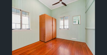 3 Bedrooms - Fully Furnished - 2 car garage - 7 kms from city - Photo 4