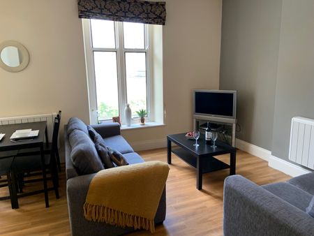 2 Bed Flat, Western Bank, S10 - Photo 2