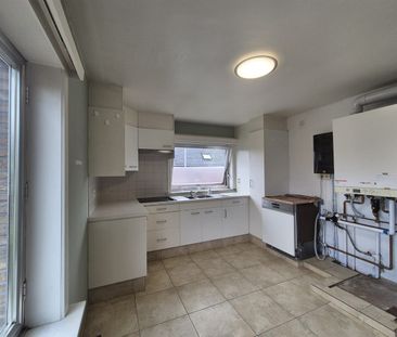 Centraal gelegen ruim appartement met groot zongericht terras en ga... - Photo 6