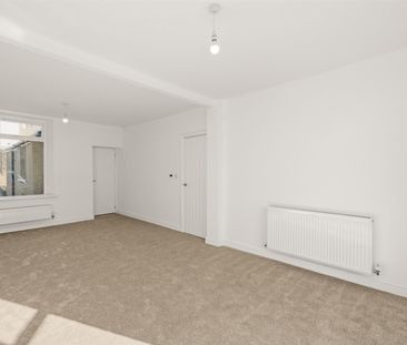 House - Terraced For Rent Ynyswen Road, Treorchy - Photo 3