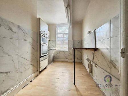 2 bedroom flat to rent - Photo 5