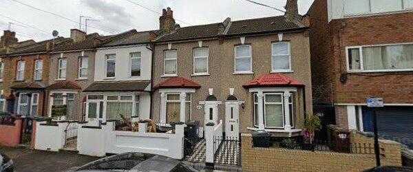 1 Bed Flat, Skeltons Lane, E10 - Photo 1