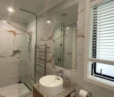 Stylish new two-bedroom - Photo 4