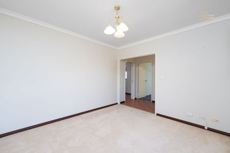 Great Size Home in a Great Location @ $850 Per Week - Photo 2