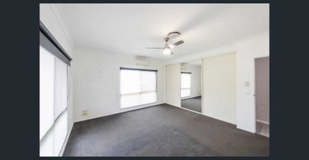 Spacious Four-Bedroom Home. - Photo 5