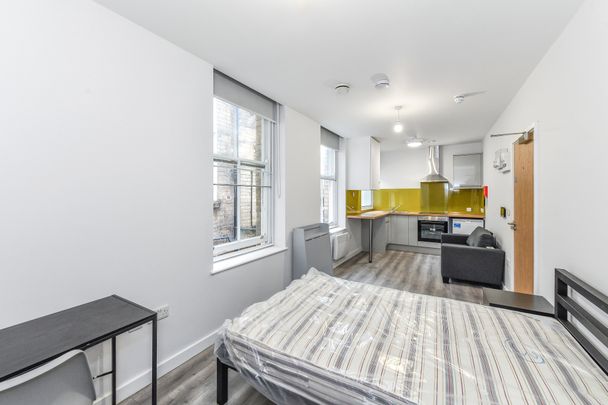 27a Long Row, NG1 2DR - Photo 1